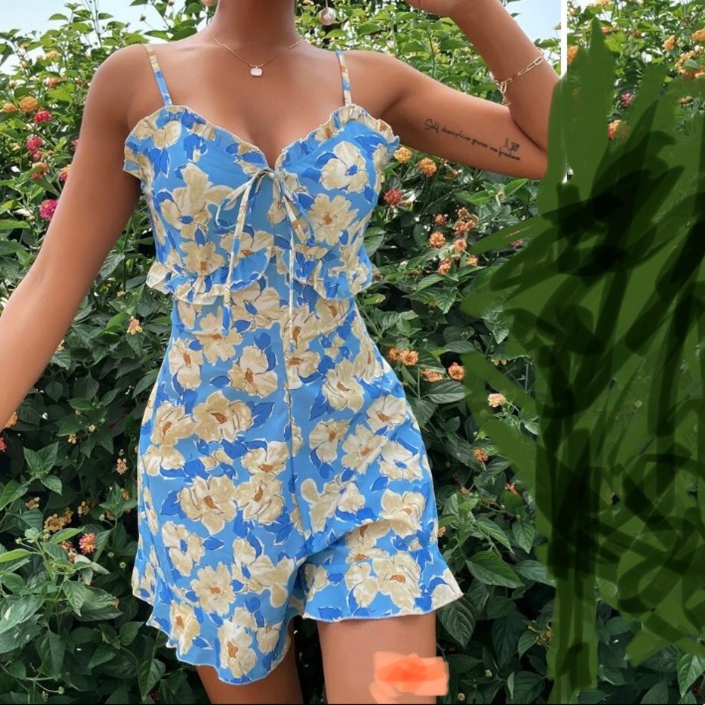 SHEIN Floral Frill Trim Knot Front Cami Romper in Blue & Yellow Size Med